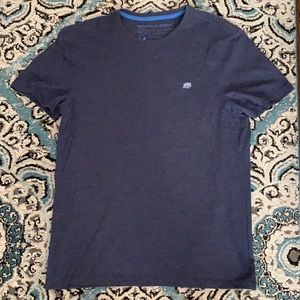 Banana Republic men’s navy t-shirt